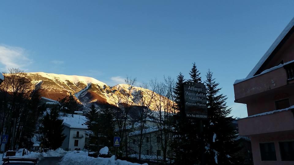 Albergo Parco Della Maiella ซานเตอูเฟมิอา อา ไมเอลลา ภายนอก รูปภาพ